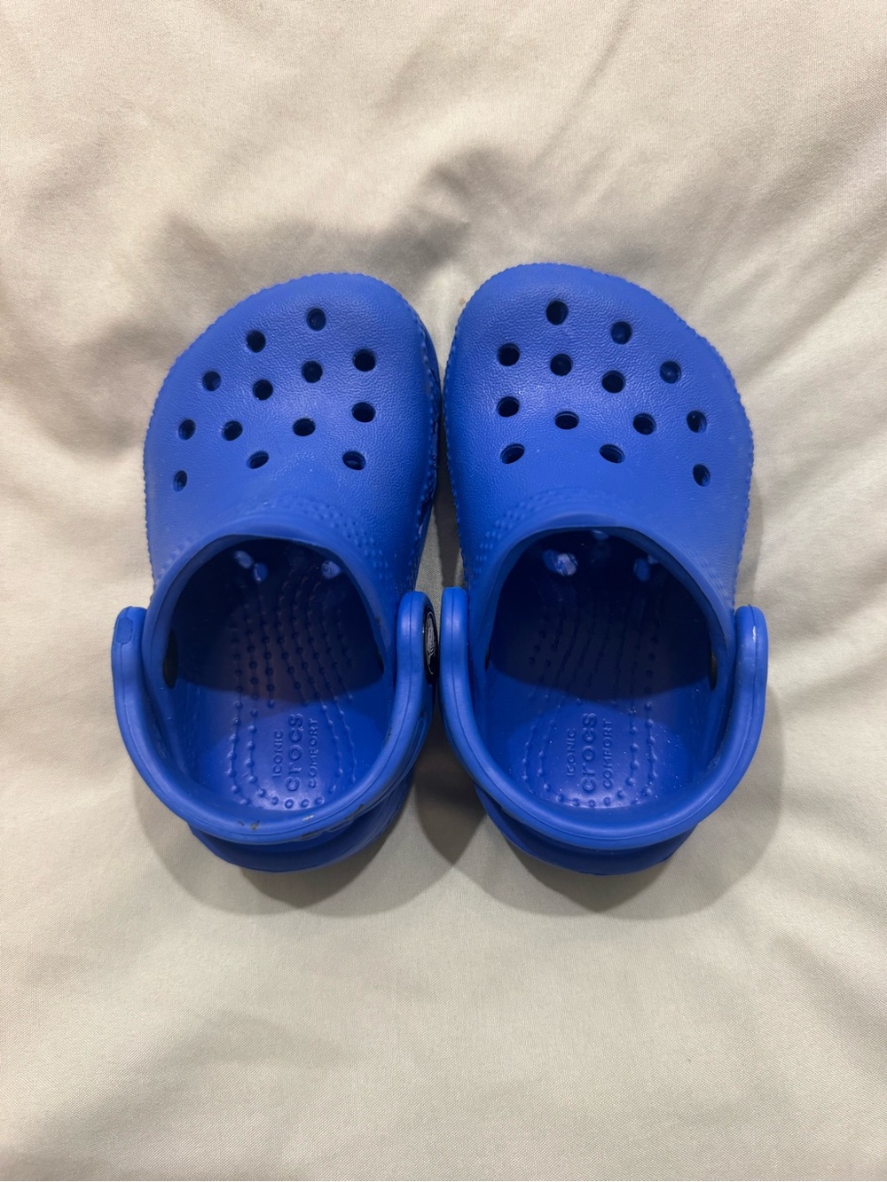 CROCS Infant Classic Clog in Bright Blue